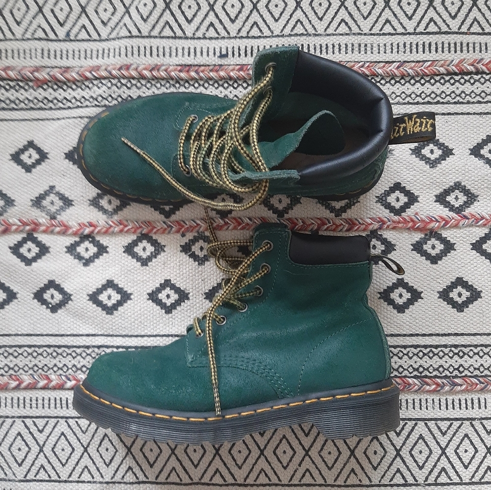 Dr Martens 939 Boots in Green Suede.